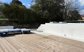 Azoia 10 - Casas de Campo&Hostel